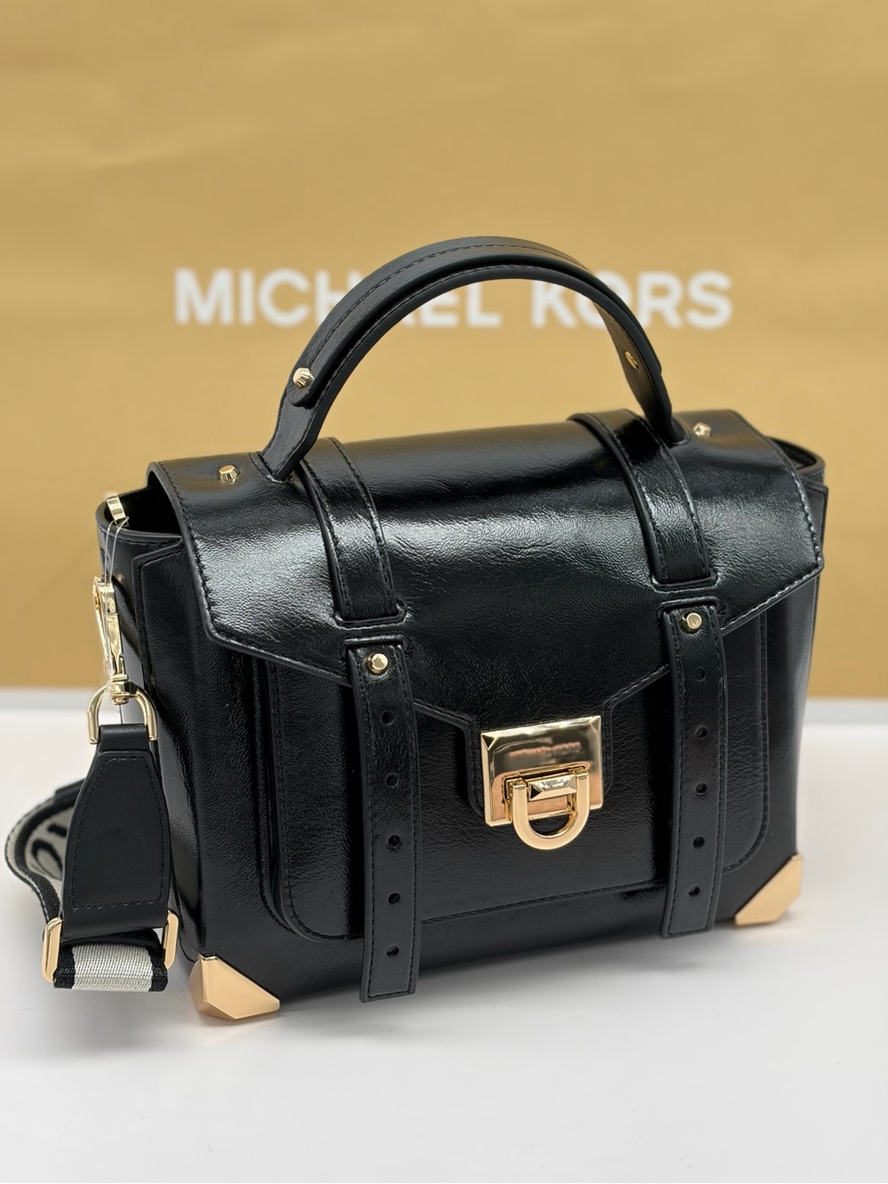 Michael Kors Manhattan Medium Satchel Shoulder Crossbody Bag  Black